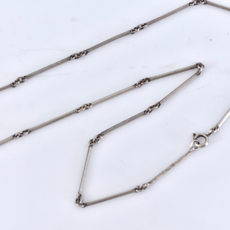 STAVLÄNK, silver, Stigbert för Heribert Engelbert Stockholm 1945. på auktion hos Halmstads Auktionskammare