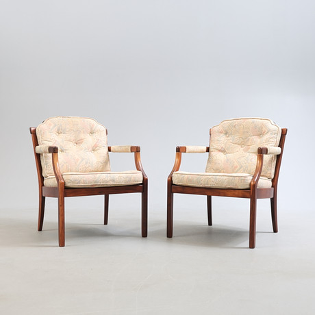 FÅTÖLJER, 1 par, 1900-talets slut. på auktion hos Gomér & Andersson Nyköping
