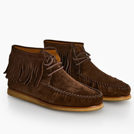 SAINT LAURENT, mockasiner, herr, mocka, storlek 45. på auktion hos Crafoord Auktioner Stockholm
