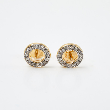 ÖRHÄNGEN, 1 par, 18 k guld, vardera örhänge med 15 briljantslipade diamanter, totalt ca 0,15 ct, utländska stä på auktion hos Stockholms Auktionsverk Sickla