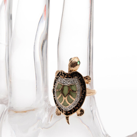 RING, 14K guld, Sköldpadda, Cubic zirkoner. på auktion hos Garpenhus Auktioner