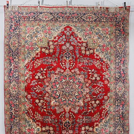 MATTA, Orientalisk, 265x350. på auktion hos Metropol Auktioner