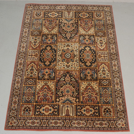 MATTA, maskintillverkad, Uzbek, ca 240x170. på auktion hos Ekenbergs Auktioner