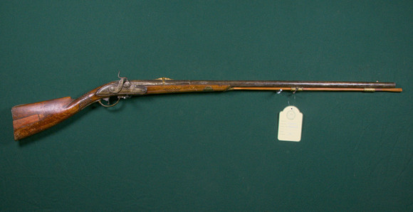 Slaglåsgevär, svenskt, sammansatt, 1800-talets första hälft. på auktion hos Mauritz Widforss