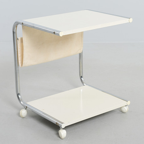 TOMAS JELINEK. Tidningsbord, "Strajk", Ikea, formgiven 1975. på auktion hos Formstad Auktioner