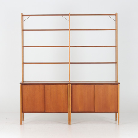 BOKHYLLOR, 2 st, teak, ek. 1960-tal. på auktion hos Stadsauktion Sundsvall