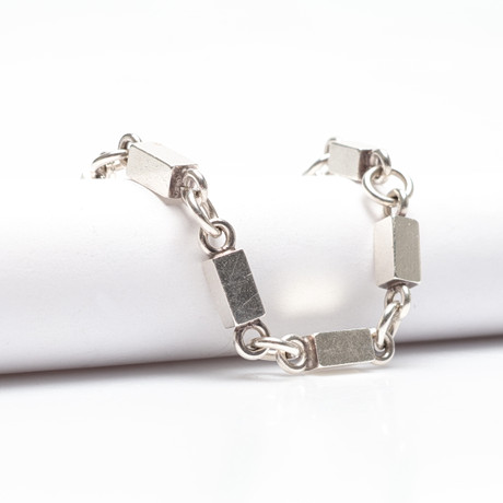 WIWEN NILSSON. armband, silver, sterling. på auktion hos Gomér & Andersson Linköping
