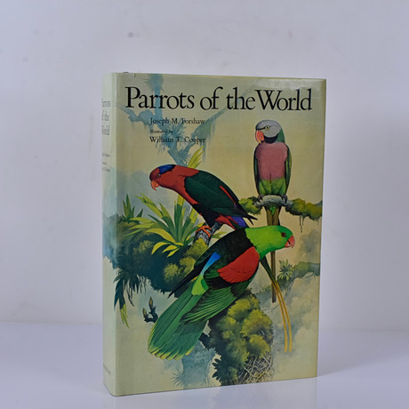 BOK, Parrots of the Worlds Joseph M Forshaw. på auktion hos Halmstads Auktionskammare