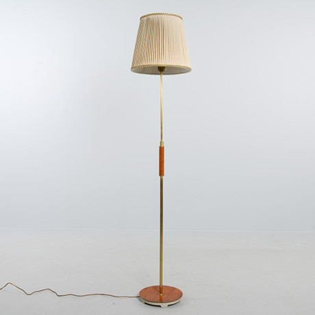 BERTIL BRISBORG. Golvlampa, Triva-serien, modell 531-101, NK Nordiska Kompaniet. på auktion hos Formstad Auktioner