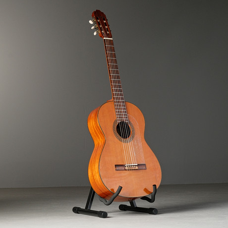 GITARR, klassisk spansk, Shiro Model SR-20, "Construccion Artist", Japan, ca 1970-tal. på auktion hos Wickmans