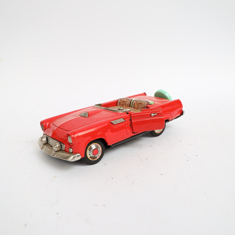 PLÅTLEKSAK, Bil, Ford Thunderbird, Nomura Toys, Japan, 1900-talets andra hälft. på auktion hos Falun Auktionsbyrå
