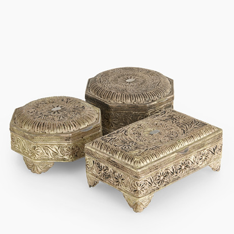 SKRIN, 3 st, silver, filigranarbeten, Syrien, 18/1900-tal. på auktion hos Crafoord Auktioner Stockholm