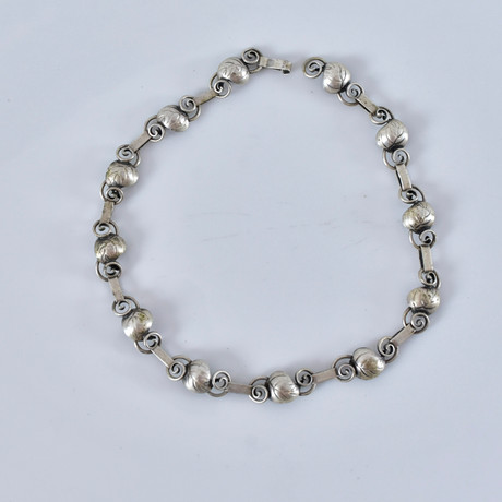 HALSBAND, Herman Siersböl, Danmark, silver. på auktion hos Halmstads Auktionskammare