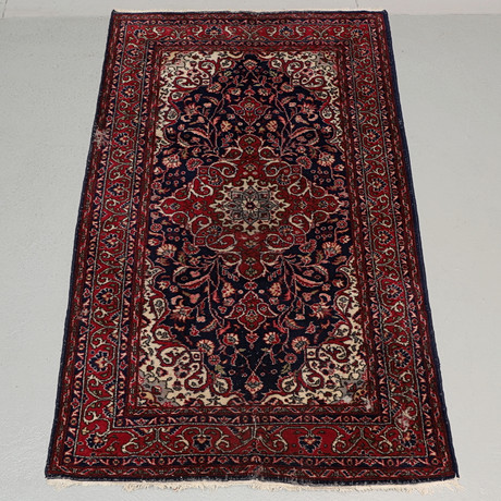MATTA, orientalisk, handknuten, ca 250x53 cm. på auktion hos Ekenbergs Auktioner