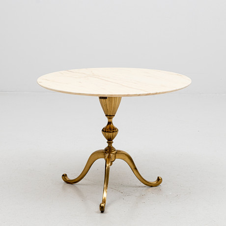 LAMPBORD, pelarfot, med stenskiva, 1900-talets andra hälft. på auktion hos Auktionshuset Kolonn