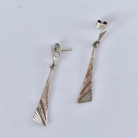 ÖRHÄNGEN, ett par, sterlingsilver, Svenskt Guldsmide AB Stockholm. på auktion hos Halmstads Auktionskammare