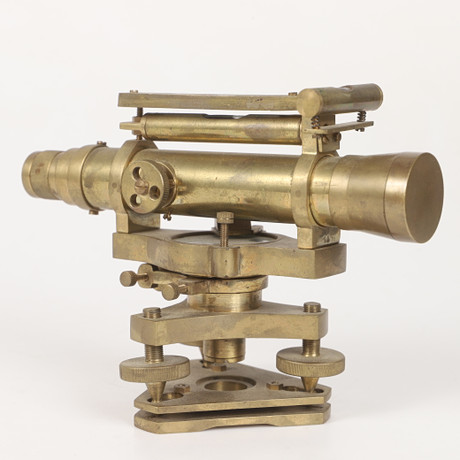 AVVÄGNINGSINSTRUMENT, mässing och glas, 1900-tal. på auktion hos Helsingborgs Auktionskammare
