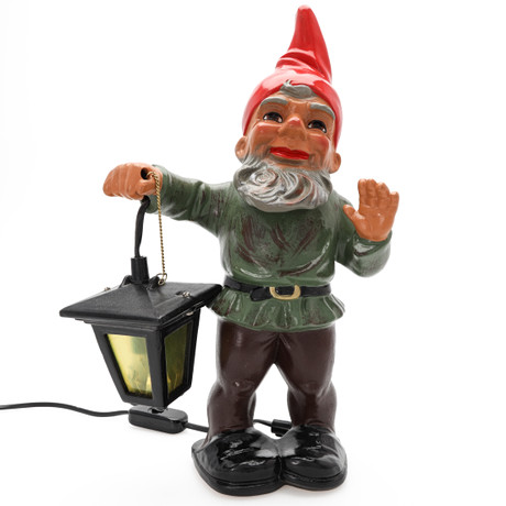 TOMTE med LYKTA, keramik, Heissner, Tyskland. på auktion hos Auktionsmagasinet Vänersborg