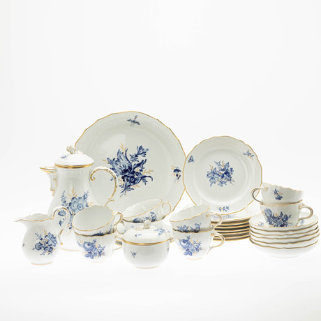 DIVERSE PORZELLANHERSTELLER. 4 Teegedecke 3-teilig. Deutschland. 1945-1970. Keramik & Porzellan - Europäisch