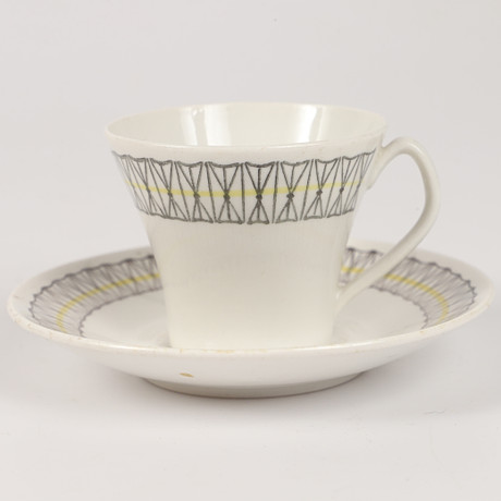 HELMER RINGSTRÖM. Kaffeservis, "Kryss", 12 delar, porslin, Upsala-Ekeby/Gefle. på auktion hos Helsingborgs Auktionskammare