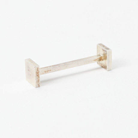 WIWEN NILSSON. Smörhund, silver, Lund, 1969. på auktion hos Göteborgs Auktionsverk