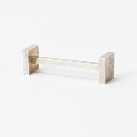 WIWEN NILSSON. Smörhund, silver, Lund, 1963. på auktion hos Göteborgs Auktionsverk