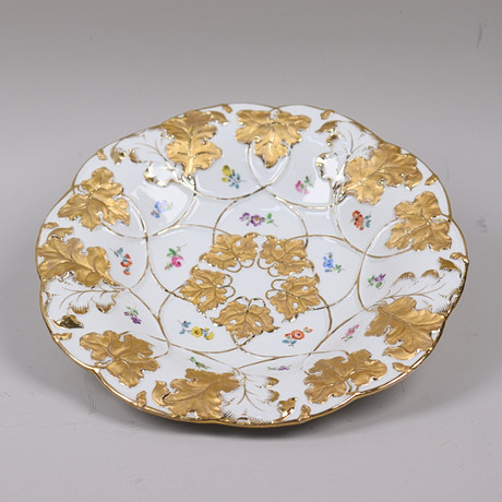 SKÅLFAT, Meissen, Tyskland, porslin, 1800-talets andra hälft. på auktion hos Markus Auktioner