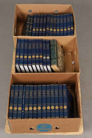 ÅRETS FOTBOLL, 1957-1991, 34 band, samt VM 1958 och fotboll 1970, 1973. på auktion hos Örebro Stadsauktioner