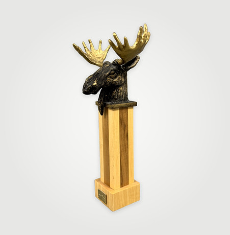 ERNST BILLGREN. SKULPTUR / SALTKVARN, "Konungens Budbärare", signerad. på auktion hos Auktionshuset STO Bohuslän