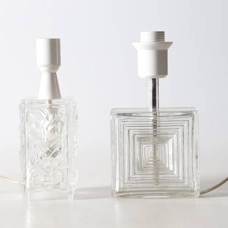 BORDSLAMPOR, 2 st, glas, 1900-tal. på auktion hos Gomér & Andersson Nyköping