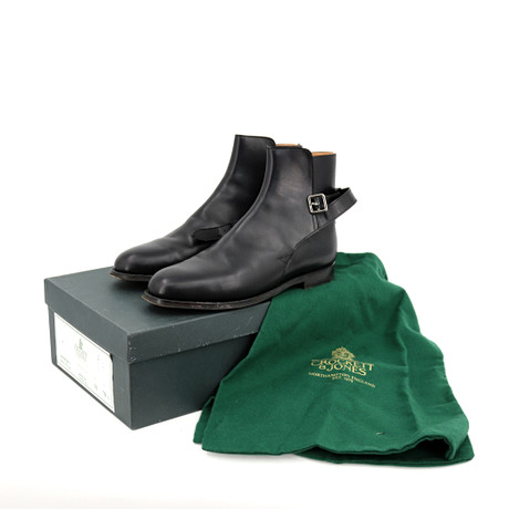 JODHPURS, märkt 2, stl. 70C, svart skinn, Crockett & Jones, England. på auktion hos Höganäs Auktionsverk
