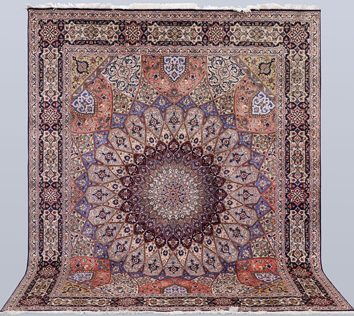 MATTA, Täbriz, part silk, s k 50 radj, cirka 255 x 200 cm. på auktion hos RA Auktionsverket Norrköping