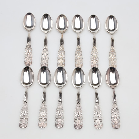 SKEDAR 12 stycken, silver, vikt ca 130 gram. på auktion hos Borås Auktionshall