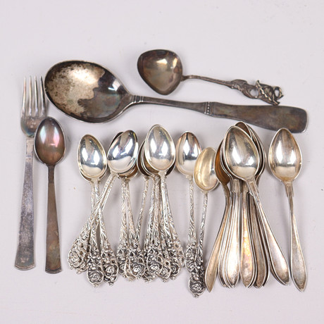 SILVER, bestick, totalt 349 gram. på auktion hos Markus Auktioner