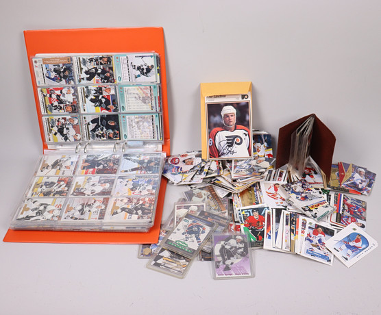 HOCKEYBILDER, Wayne Gretzky, Eric Lindros mm, 1900/2000-tal. på auktion hos Markus Auktioner