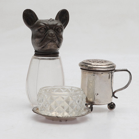 SALTKAR, 3 st, silver/glas, 1900-tal. på auktion hos Gomér & Andersson Norrköping