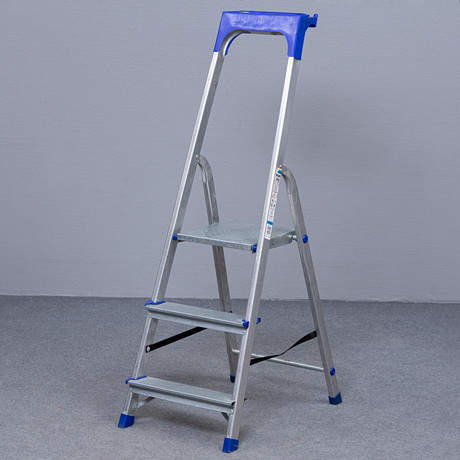 TRAPPSTEGE, ALUMINIUM, WIBE 2002. på auktion hos Auktionskammaren Sydost Kalmar