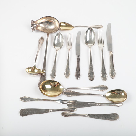 BESTICKUPPSÄTTNING, 81 delar, "Haga", nysilver. på auktion hos Helsingborgs Auktionskammare