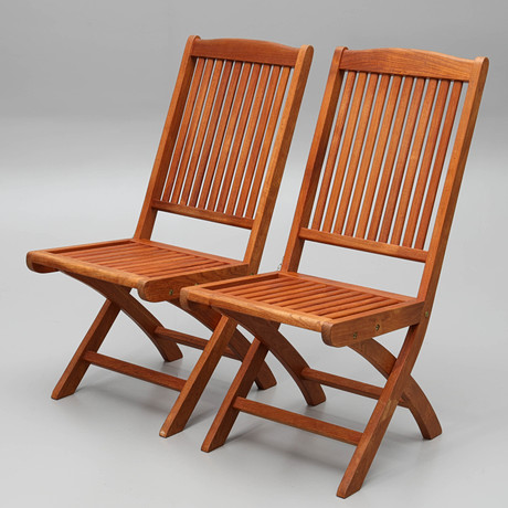 TRÄDGÅRDSSTOLAR, 2 st, teak, Brafab. på auktion hos Auktionsmagasinet Vänersborg