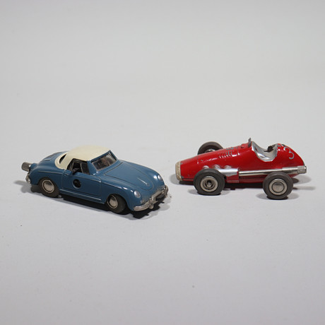 MODELLBILAR, Schuco, Microracer #1047 Porsche samt #1040, 1950-tal. på auktion hos Markus Auktioner