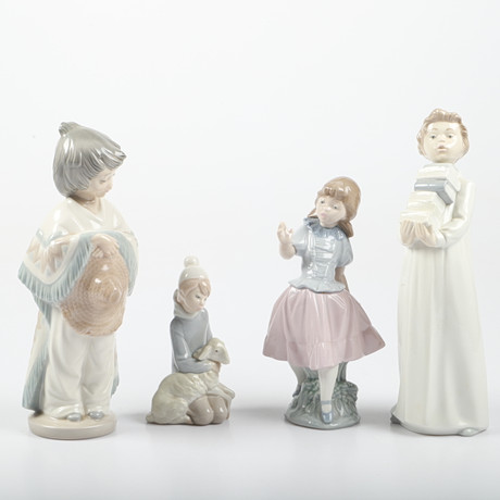 FIGURINGER, 4 stycken, porslin, Lladro samt Nao. på auktion hos Helsingborgs Auktionskammare