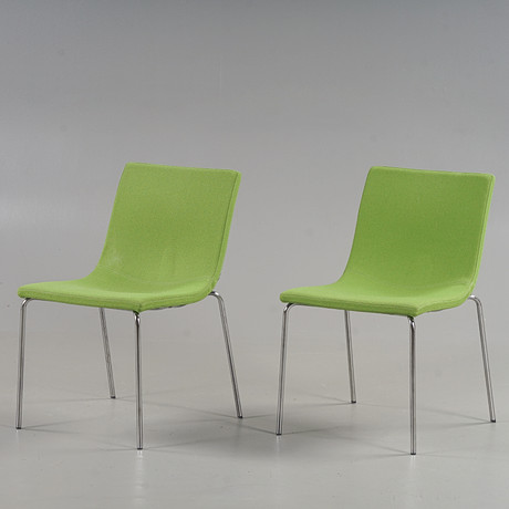 JEAN-MARIE MASSAUD. Stolar 1 par "Bond" Grön textilklädsel, kromat stål, daterade 2012. på auktion hos Karlstad Hammarö Auktionsverk