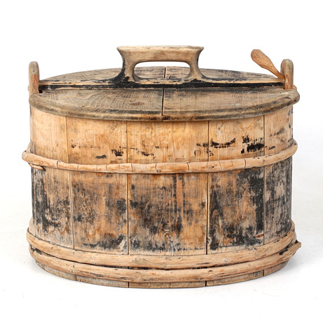 LAGGKÄRL, furu, allmoge, 1800-tal. på auktion hos Stadsauktion Sundsvall
