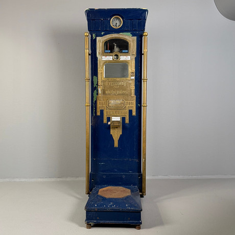 PERSONVÅG/ MYNTAUTOMAT, Seitz-Werke Kreuznach, 1900-talets första kvartal, Tyskland, jugend, elektrifierad. på auktion hos Skandia Auktion
