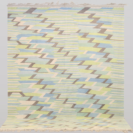 MATTA, Folk Kelim cirka 257 x 193 cm. på auktion hos RA Auktionsverket Norrköping