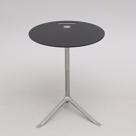 KASPER SALTO. SIDOBORD, STÅL & SVARTLACKERAD LAMINAT, KS12, "LITTLE FRIEND", REPUBLIC OF FRITZ HANSEN, 2016. på auktion hos Crafoord Auktioner Lund