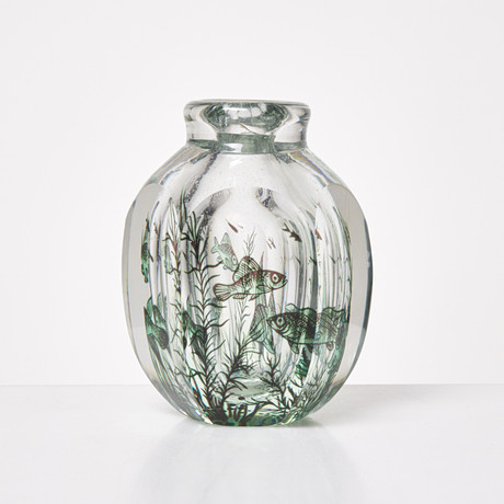 EDWARD HALD. Vas, fiskgraal, glas, No 504 c, Orrefors, signerad. på auktion hos Stockholms Auktionsverk Sickla