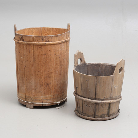 TRÄTUNNOR, 2 st, 1800/1900-tal. på auktion hos Auktionshuset Thelin & Johansson