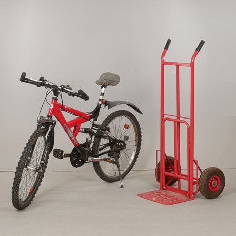 CYKEL OCH TRANSPORTKÄRRA, 2000-tal. på auktion hos Auktionsfirma Kenneth Svensson i Kalmar