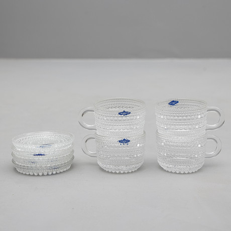 OIVA TOIKKA. Arabia/Iittala, “Kastehelmi”, 12 coasters. Glass